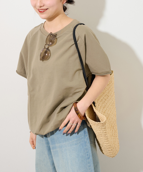 JOURNAL STANDARD relume(ジャーナルスタンダード レリューム)の「《追加》コクーンフォルムプルオーバー(Tシャツ/カットソー・レディース・オリーブ/ブラック/チャコールグレー・FREE)」の13枚目の写真