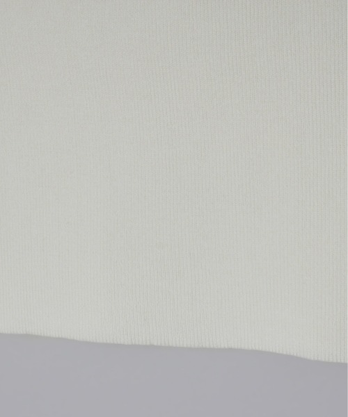 Olu.（オルドット）の「フリルオフショルダーサマーニット（ニット/セーター・レディース・ブルーグレー/ブラック/ホワイト・FREE）」の8枚目の写真