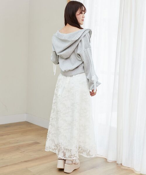 MAJESTIC LEGON（マジェスティックレゴン）の「レースリボンラインパーカー（パーカー・レディース・グレー/アイボリー/ピンクベージュ・MEDIUM）」の10枚目の写真