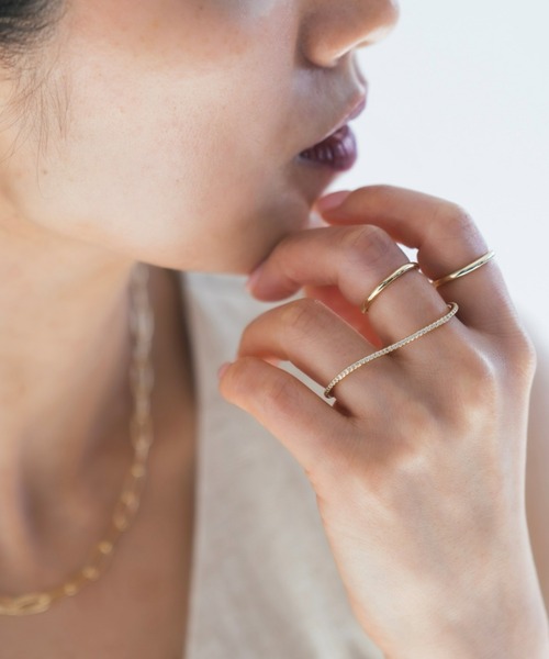 Nothing And Others(ナッシングアンドアザーズ)の「「Nothing And Others × Ayumi Uehara Collection」Thin 2.3 Ring(リング・レディース・シルバー/ゴールド・FREE)」の2枚目の写真