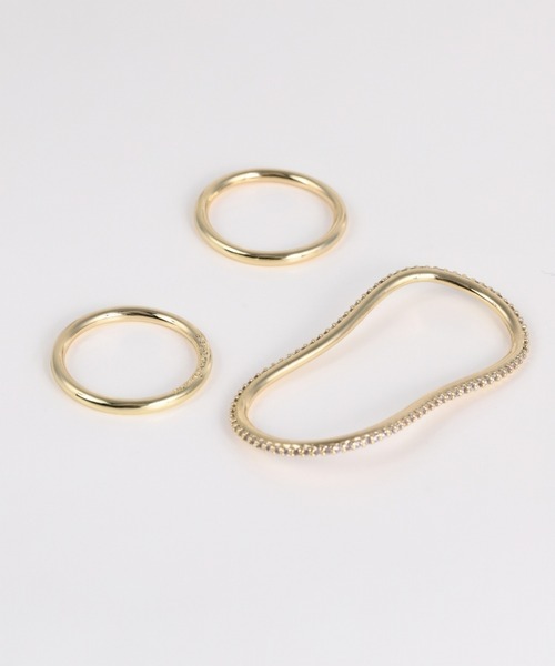 Nothing And Others(ナッシングアンドアザーズ)の「「Nothing And Others × Ayumi Uehara Collection」Thin 2.3 Ring(リング・レディース・シルバー/ゴールド・FREE)」の4枚目の写真