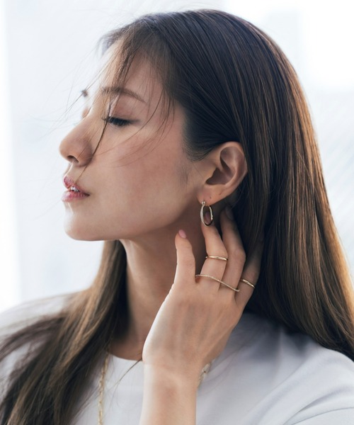 Nothing And Others(ナッシングアンドアザーズ)の「「Nothing And Others × Ayumi Uehara Collection」Thin 2.3 Ring(リング・レディース・シルバー/ゴールド・FREE)」の13枚目の写真