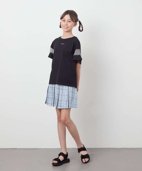 a.v.v（アーヴェヴェ）の「【累計1万枚販売/接触冷感/ジメジメ対策/毛玉になりにくい/安心の綿100％】[140-150]シアーギンガムキリカエスリーブＴシャツ（Tシャツ/カットソー・キッズ・ライトピンク/ブラック/ホワイト/ダークインディゴブルー・140/150）」の5枚目の写真