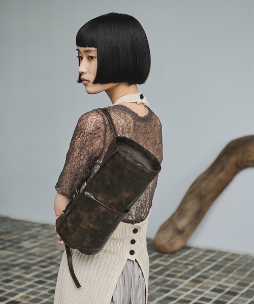 AIC.（エーアイシー）の「クラッシュレザーラウンドフォルムバッグ（ハンドバッグ・レディース・ライトグリーン/ブラウン・FREE）」の14枚目の写真