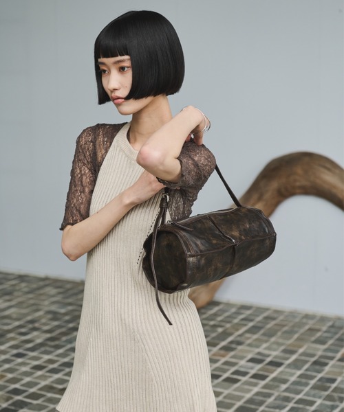 AIC.（エーアイシー）の「クラッシュレザーラウンドフォルムバッグ（ハンドバッグ・レディース・ライトグリーン/ブラウン・FREE）」の10枚目の写真