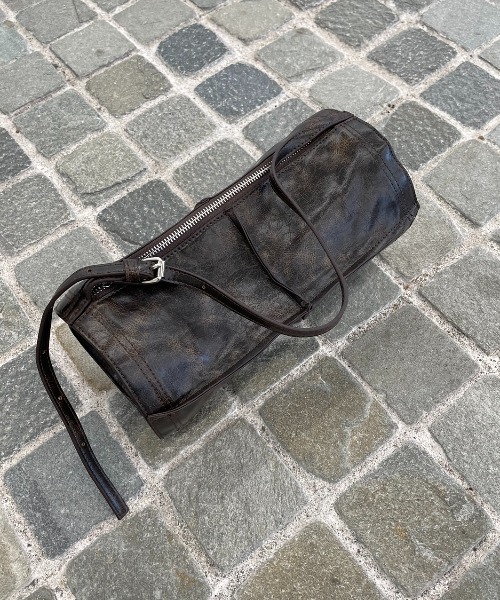 AIC.（エーアイシー）の「クラッシュレザーラウンドフォルムバッグ（ハンドバッグ・レディース・ライトグリーン/ブラウン・FREE）」の4枚目の写真