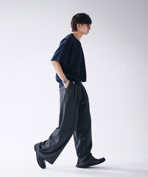 Adoon plain(アドーンプレーン)の「Shallow V-neck Short Sleeve Sweat / 浅Vネック裏毛半袖スウェットTシャツ(Tシャツ/カットソー・メンズ・ブラック/レッド/ネイビー・MEDIUM/LARGE)」の20枚目の写真