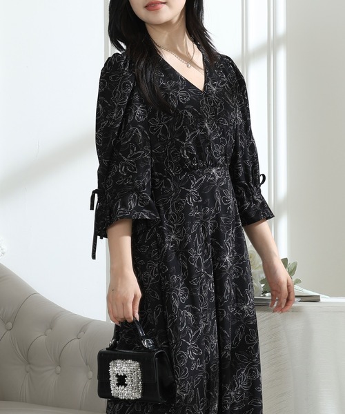 Lace Ladies(レースレディース)の「ボタニカル柄 Vネック キャンディスリーブ 6分袖 ワンピース(ワンピース・レディース・アイボリー/ブラック/ベージュ・FREE/S)」の10枚目の写真