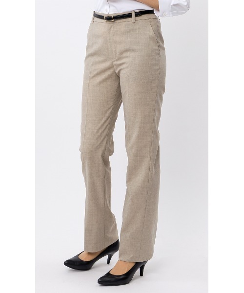 AOYAMA(アオヤマ)の「【洗える・防シワ・ストレッチ】きちんと見えを叶える!ストレートパンツ/ベージュ/無地|通勤&オフィス&入卒&セレモニー&オケージョン|セットアップ着用可〈大きいサイズあり〉(スーツパンツ・レディース・ベージュ・15号/13号/11号/9号/7号/5号/17号)」の10枚目の写真