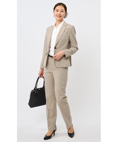 AOYAMA(アオヤマ)の「【洗える・防シワ・ストレッチ】きちんと見えを叶える!ストレートパンツ/ベージュ/無地|通勤&オフィス&入卒&セレモニー&オケージョン|セットアップ着用可〈大きいサイズあり〉(スーツパンツ・レディース・ベージュ・15号/13号/11号/9号/7号/5号/17号)」の9枚目の写真