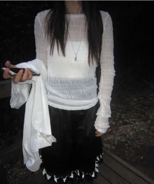 UP START(アップスタート)の「【LAMPOON】シャーリングチュールトップス(Tシャツ/カットソー・レディース・ベージュ/ホワイト/ブラック/モカ・FREE)」の2枚目の写真