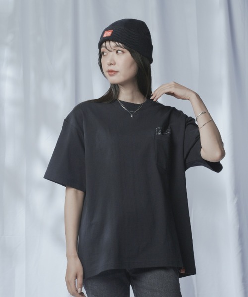 Manhattan Portage（マンハッタンポーテージ）の「S/S Print T-Shirt miffy（Tシャツ/カットソー・メンズ・ホワイト/ブラック・LARGE/MEDIUM/SMALL/X-LARGE）」の4枚目の写真