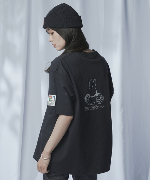 Manhattan Portage（マンハッタンポーテージ）の「S/S Print T-Shirt miffy（Tシャツ/カットソー・メンズ・ホワイト/ブラック・LARGE/MEDIUM/SMALL/X-LARGE）」の9枚目の写真