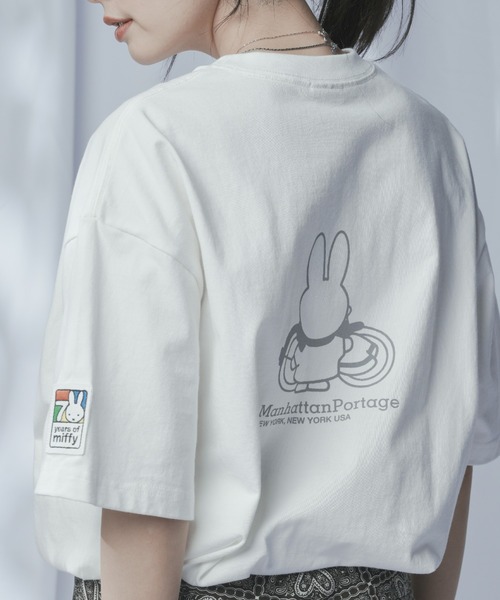 Manhattan Portage（マンハッタンポーテージ）の「S/S Print T-Shirt miffy（Tシャツ/カットソー・メンズ・ホワイト/ブラック・LARGE/MEDIUM/SMALL/X-LARGE）」の17枚目の写真