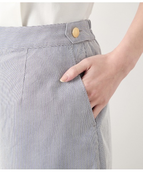 NEWYORKER(ニューヨーカー)の「コードレーン フレアパンツ(その他パンツ・レディース・ライトグレー・9号)」の5枚目の写真