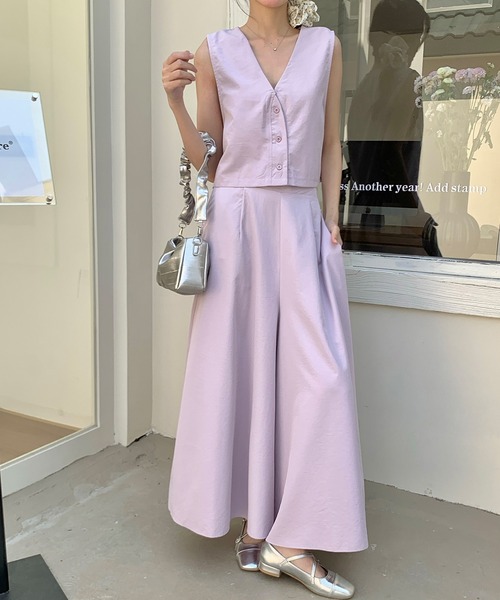 DAY CLOSET(デイ クローゼット)の「【きれいめ叶うセットアップ】さらっと生地感。ショート丈 ジレベスト+ワイドパンツ 上下2点セット レディース(セットアップ・レディース・オフホワイト/ライラック/ライトカーキ/ブラック・FREE)」の14枚目の写真