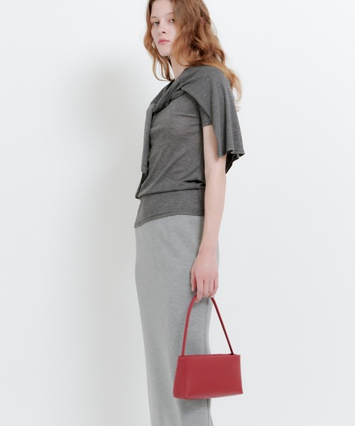 kiehtova(キエトヴァ)の「【kiehtova】2WAY LEATHER SQUARE BAG/2ウェイ レザー スクエアバッグ(ショルダーバッグ・レディース・ブラック/レッド・FREE)」の16枚目の写真