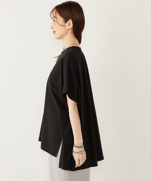 SHIPS Colors(シップス カラーズ)の「SHIPS Colors:〈手洗い可能〉ハイツイスト ケープ プルオーバー(Tシャツ/カットソー・レディース・ベージュ/オフホワイト/ブラック・ONE SIZE)」の15枚目の写真