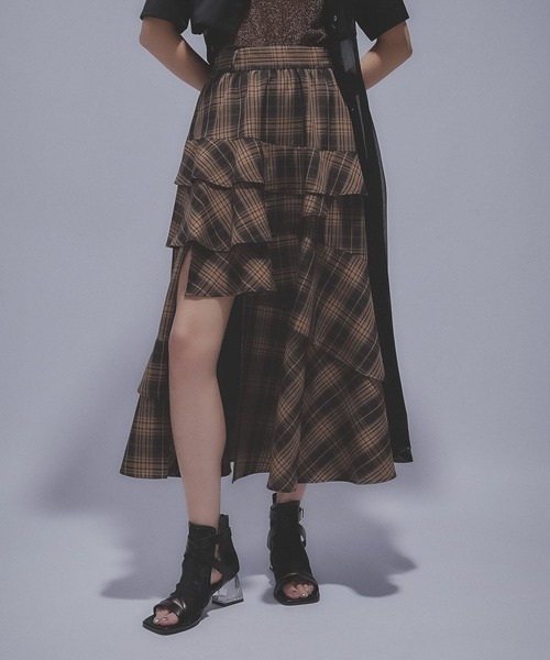 HARE（ハレ）の「アシメフリルスリットスカート(HARE)（スカート・レディース・ブラック/オレンジ・FREE）」の13枚目の写真