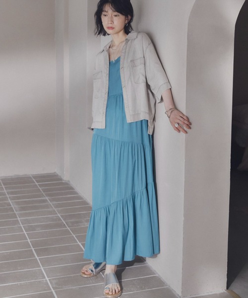 Doux archives（ドゥアルシーヴ）の「ゴールドピーストングフラットサンダル（サンダル・レディース・ブラック/シルバー・24.5/23.5）」の8枚目の写真