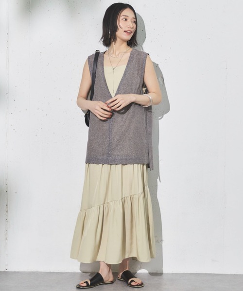 Doux archives（ドゥアルシーヴ）の「ゴールドピーストングフラットサンダル（サンダル・レディース・ブラック/シルバー・24.5/23.5）」の11枚目の写真