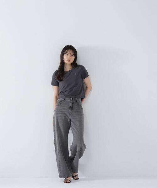 NATURAL BEAUTY BASIC(ナチュラルビューティーベーシック)の「<保護猫プロジェクト>ワンポイントコンパクトTシャツ(Tシャツ/カットソー・レディース・オフホワイト/ピンク/グレー系その他・FREE)」の5枚目の写真