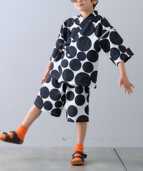 CIAOPANIC TYPY（チャオパニックティピー）の「【KIDS】らくらく甚平（浴衣・キッズ・ブルー/ブラック・SMALL/MEDIUM/LARGE/X-LARGE/XX-LARGE）」の2枚目の写真