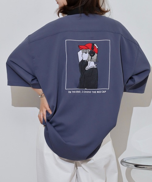 Red Cap Girl(レッドキャプガール)の「RED CAP GIRL RCGバック刺繍クレリック半袖シャツ(シャツ/ブラウス・メンズ・ホワイト/ブルー/ミント/グレイッシュベージュ/ブラック・M/L)」の2枚目の写真