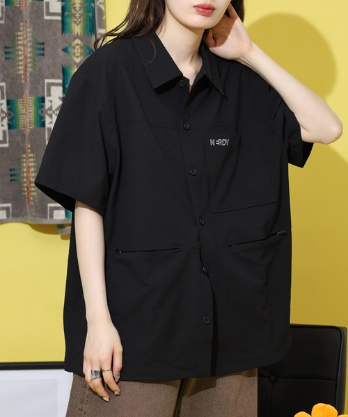 NERDY(ノルディ)の「シアサッカーシャツ(シャツ/ブラウス・メンズ・ホワイト/ブルー/ブラック・S/M/L)」の10枚目の写真