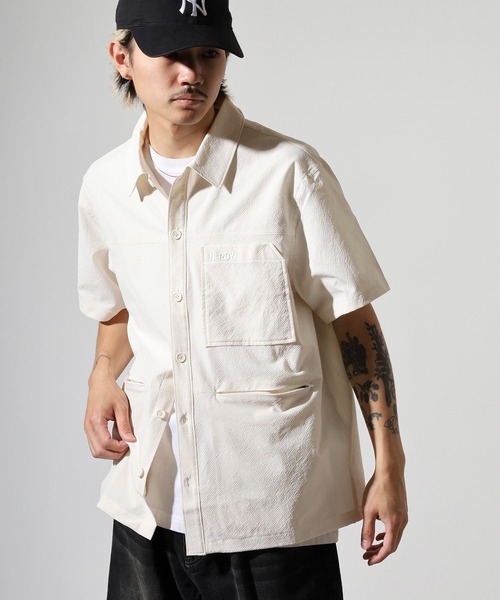 NERDY(ノルディ)の「シアサッカーシャツ(シャツ/ブラウス・メンズ・ホワイト/ブルー/ブラック・S/M/L)」の19枚目の写真