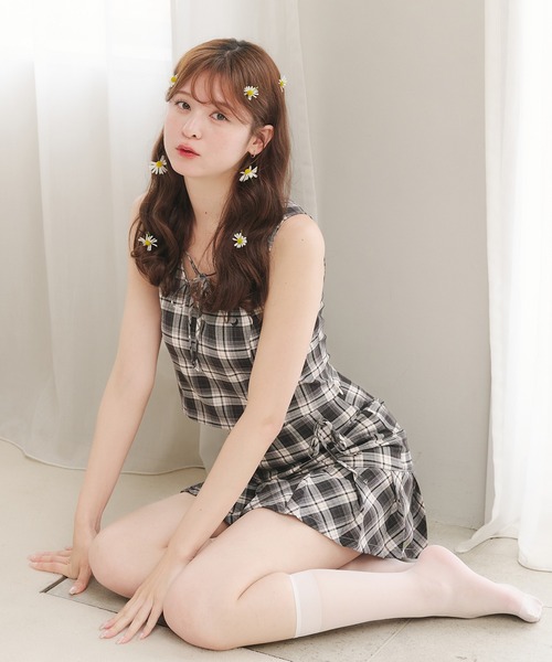 fupel（フぺル）の「front ribbon no sleeve tops / フロントリボンノースリーブトップス(セットアップ対応)（シャツ/ブラウス・レディース・グレー/ブラック・FREE）」の6枚目の写真