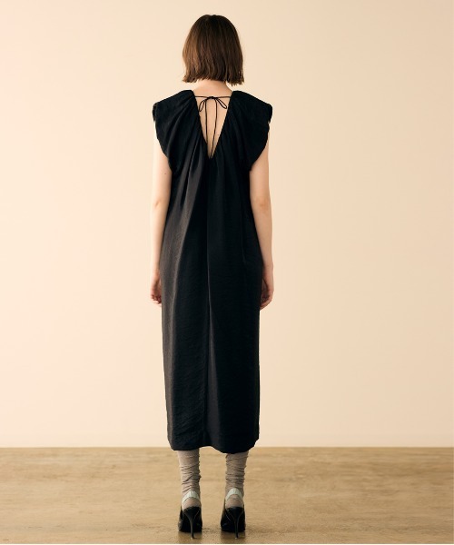 Marilyn Moon（マリリンムーン）の「viscose satin balloon dress（ワンピース・レディース・レッド/ネイビー/ブラック・FREE）」の12枚目の写真