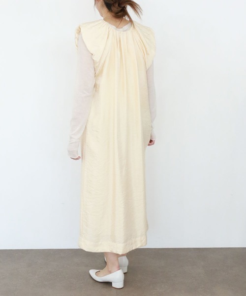 Marilyn Moon（マリリンムーン）の「viscose satin balloon dress（ワンピース・レディース・レッド/ネイビー/ブラック・FREE）」の15枚目の写真