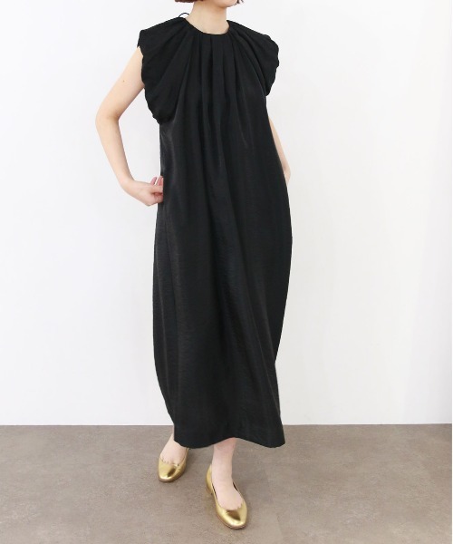 Marilyn Moon（マリリンムーン）の「viscose satin balloon dress（ワンピース・レディース・レッド/ネイビー/ブラック・FREE）」の17枚目の写真