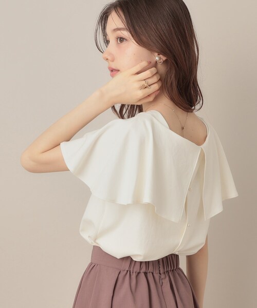 couture brooch（クチュールブローチ）の「【マシンウォッシャブル・UVケア・接触冷感】2WAYケープデザインカットソー（Tシャツ/カットソー・レディース・オフホワイト/サンドベージュ/ブラック・38/42/36）」の16枚目の写真