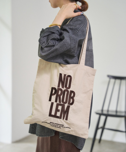 LE TALON(ルタロン)の「LE TALON メッセージトート3(トートバッグ・レディース・ブラック/キャメル/ベージュ/グリーン・FREE)」の3枚目の写真