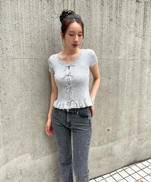 3.3 Field Trip （3.3フィールドトリップ）の「3.3 Field Trip／裾レースリボンカーディガン（ニット/セーター・レディース・ブラック/アイボリー/ダークグレー/ライトグレー・FREE）」の5枚目の写真