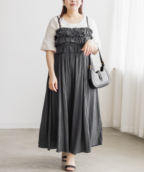 CLETTE(クレット)の「レイヤードフリルキャミワンピース(ワンピース・レディース・ブラック/ベージュ/チャコールグレー・4L/3L/LL)」の3枚目の写真