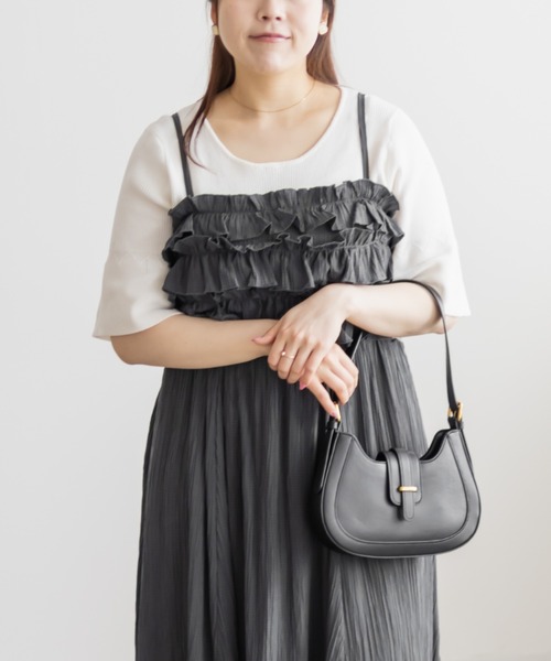 CLETTE(クレット)の「レイヤードフリルキャミワンピース(ワンピース・レディース・ブラック/ベージュ/チャコールグレー・4L/3L/LL)」の9枚目の写真