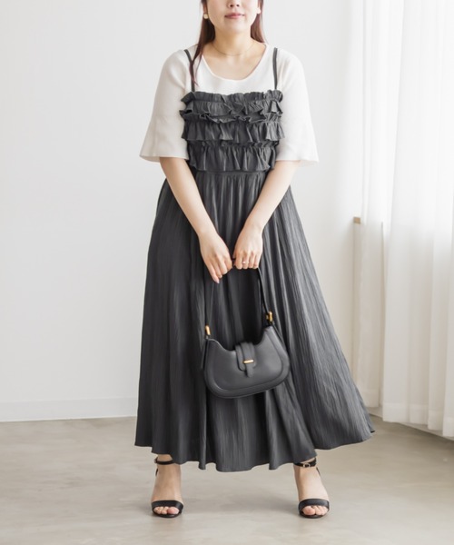 CLETTE(クレット)の「レイヤードフリルキャミワンピース(ワンピース・レディース・ブラック/ベージュ/チャコールグレー・4L/3L/LL)」の8枚目の写真