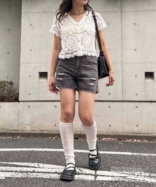 AS KNOW AS plus（アズノゥアズプラス）の「●クロシェ半袖カーディガン（シェル・ハナ）【ZOZOTOWN限定アイテム】（カーディガン/ボレロ・レディース・ホワイト系/ベージュ系・FREE）」の4枚目の写真