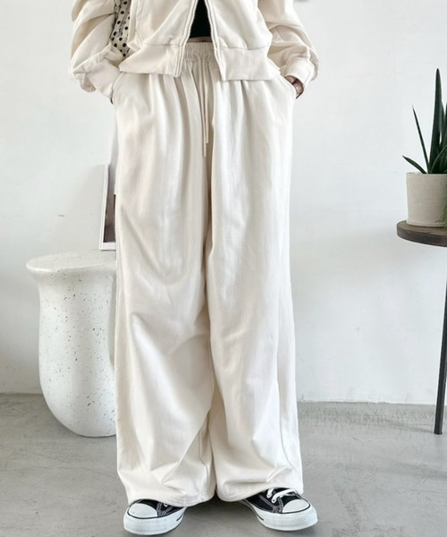 TREOVER(トレオーバー)の「着心地抜群なスエットイージーワイドパンツ(スウェットパンツ・レディース・ブラウン/杢グレー/チャコール/ブラック/オートミール・LARGE/MEDIUM)」の6枚目の写真