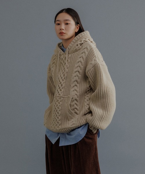 みな アダムエロペ web限定 ボリュームケーブル ニット パーカー WEB限定】ボリュームケーブル ニット パーカー / ロングシーズン着用
