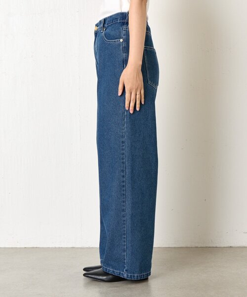 Jena espace merveilleux（ジェナ　エスパスメルヴェイユ）の「【5サイズ展開】【WEB限定】ストレートデニムパンツ（デニムパンツ・レディース・ネイビー/サックスブルー/ブラック・4/0/3/2/1）」の15枚目の写真