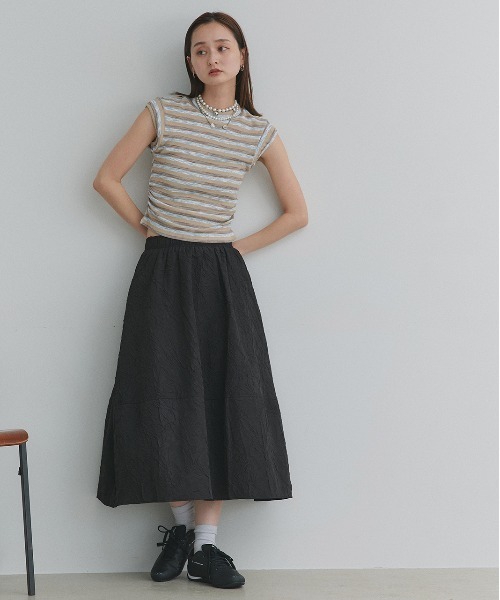 ad thie(アドティエ)の「サイドギャザー ボーダーノースリーブトップス(Tシャツ/カットソー・レディース・ベージュ/チャコール・FREE)」の8枚目の写真