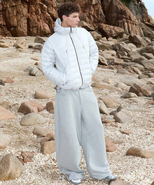OY（オーワイ）の「『OY/オーワイ』WIDE VOLUME SWEATPANTS/ワイドボリュームスウェットパンツ（スウェットパンツ・レディース・ブラック/グレー・M/L）」の16枚目の写真