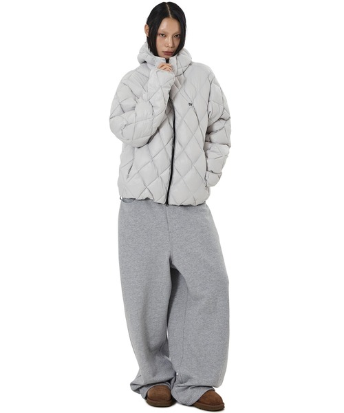 OY（オーワイ）の「『OY/オーワイ』WIDE VOLUME SWEATPANTS/ワイドボリュームスウェットパンツ（スウェットパンツ・レディース・ブラック/グレー・M/L）」の18枚目の写真