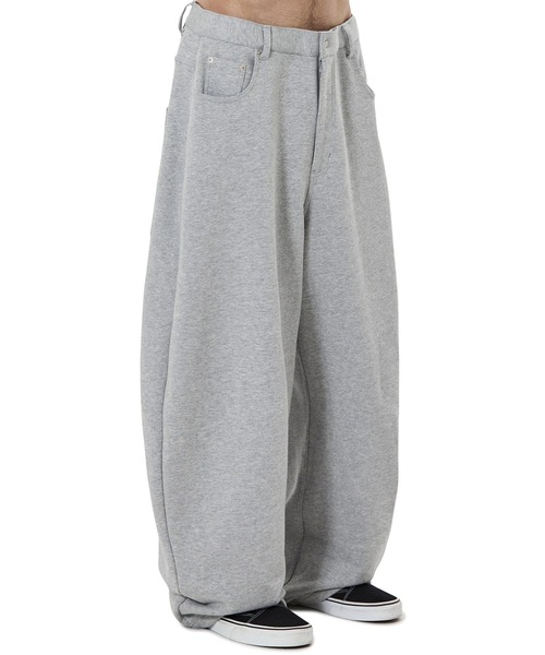OY（オーワイ）の「『OY/オーワイ』WIDE VOLUME SWEATPANTS/ワイドボリュームスウェットパンツ（スウェットパンツ・レディース・ブラック/グレー・M/L）」の14枚目の写真