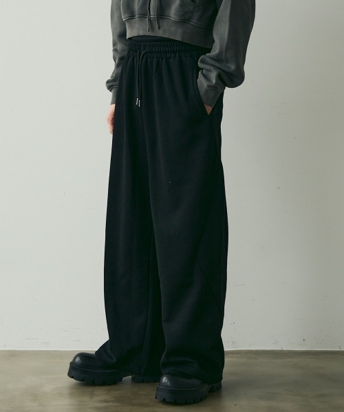 Shoowtime(ショウタイム)の「Wide Silhouette Sweatpants / ワイドシルエットスウェットパンツ(スウェットパンツ・メンズ・ブラック/グレー・MEDIUM/LARGE/X-LARGE)」の7枚目の写真