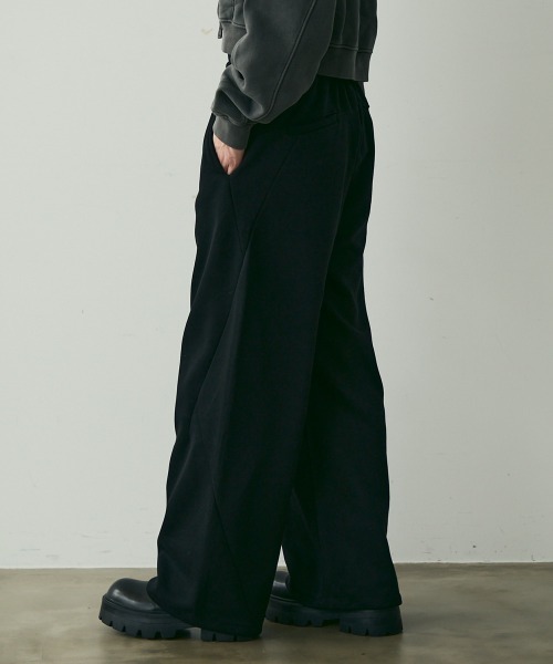Shoowtime(ショウタイム)の「Wide Silhouette Sweatpants / ワイドシルエットスウェットパンツ(スウェットパンツ・メンズ・ブラック/グレー・MEDIUM/LARGE/X-LARGE)」の8枚目の写真